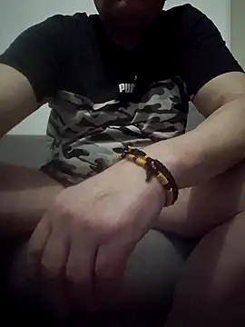 Snapshot of Bretoncool chatting on 25, 2, 2026 Bretoncool online show from 25, 2, 2026