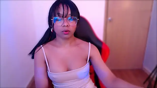 Snapshot of Natasha_mh2 chatting on 25, 9, 2025 Natasha mh2 online show from 25, 9, 2025