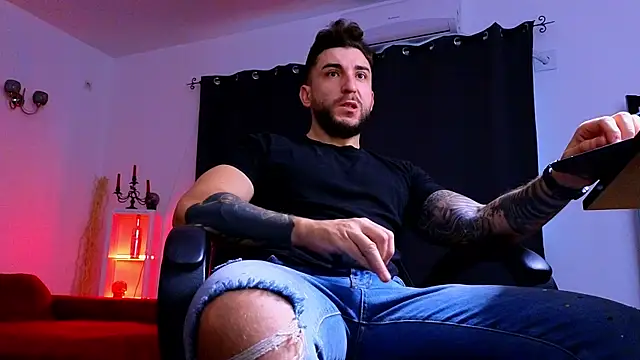 MightyAaron66 online show from 10, 11, 2025