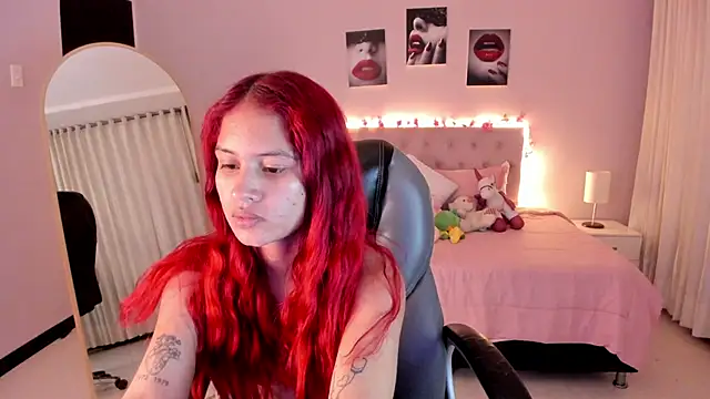 Snapshot of Tamy_edwards chatting on 7, 6, 2026 Tamy edwards online show from 7, 6, 2026