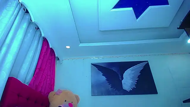 NahomiCamper online show from 14, 12, 2025