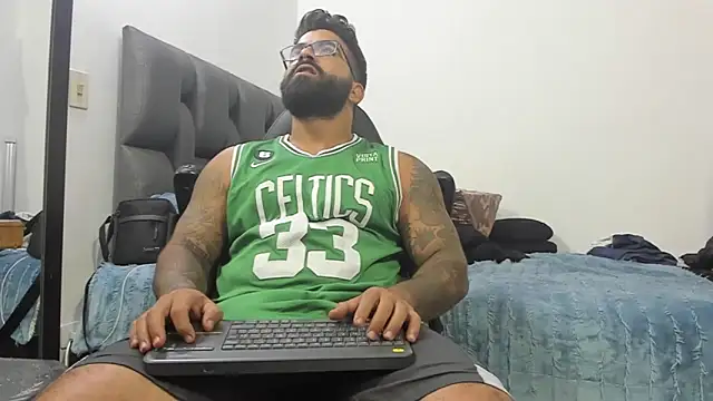 Snapshot of Lyon_vach chatting on 11, 12, 2024 Lyon vach online show from 11, 12, 2024
