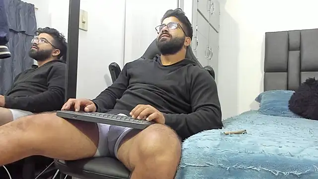 Snapshot of Lyon_vach chatting on 17, 12, 2024 Lyon vach online show from 17, 12, 2024