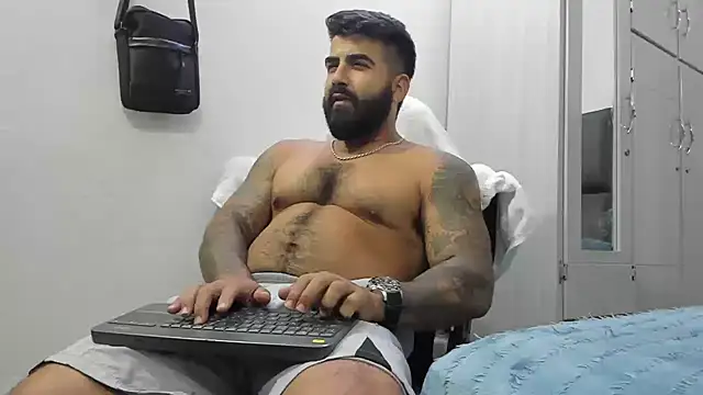 Snapshot of Lyon_vach chatting on 15, 1, 2025 Lyon vach online show from 15, 1, 2025