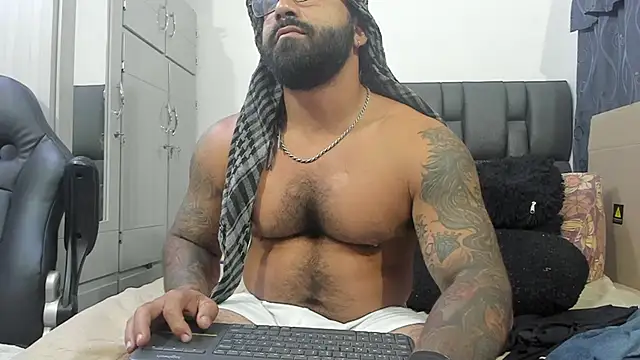 Snapshot of Lyon_vach chatting on 29, 1, 2025 Lyon vach online show from 29, 1, 2025