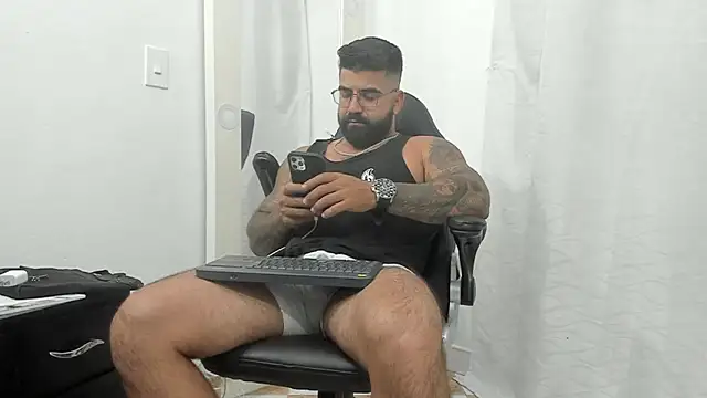 Snapshot of Lyon_vach chatting on 12, 3, 2025 Lyon vach online show from 12, 3, 2025