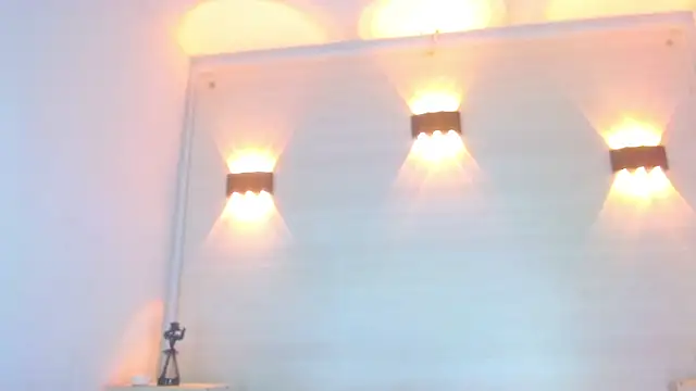 Molly Spears online show from 4, 2, 2025