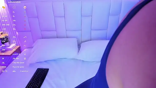 NanaOsaky online show from 24, 3, 2026