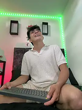 nolan twink1 online show from 14, 1, 2026