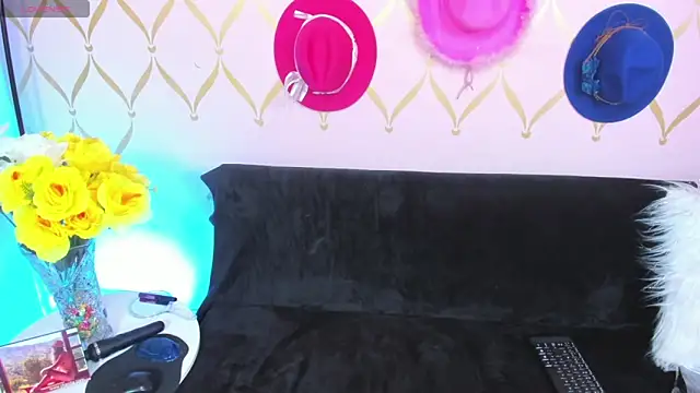 ladylians online show from 16, 12, 2024