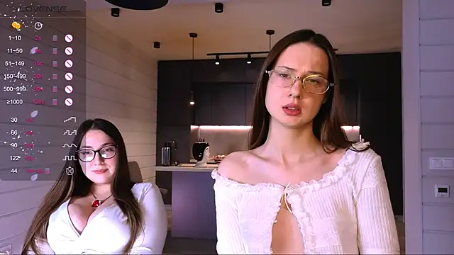 dorafisher01 online show from 16, 11, 2025