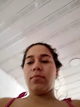 LaurenWelly  online show from 9, 3, 2025