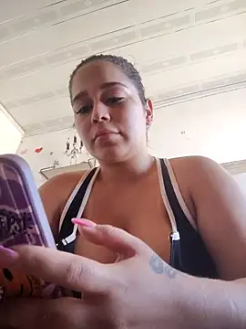 LaurenWelly  online show from 17, 10, 2025