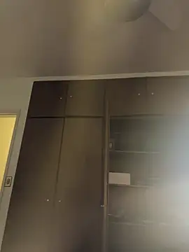 Elinatiranda online show from 27, 2, 2026