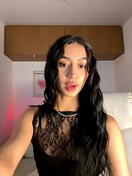 maddy bronw  online show from 28, 10, 2025