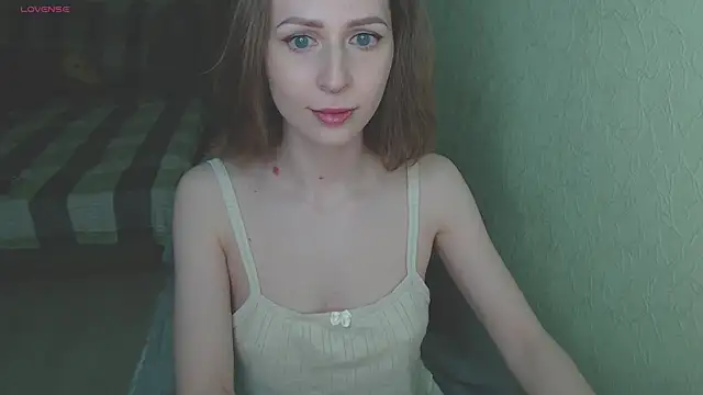 OaklynDobson online show from 18, 2, 2025