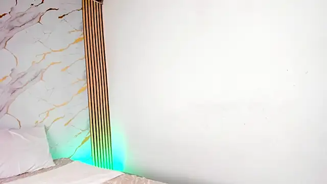 Snapshot of coralcarter1 chatting on 11, 11, 2025 coralcarter1 online show from 11, 11, 2025