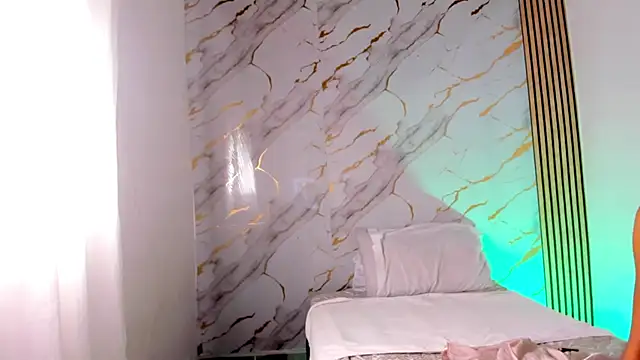 Snapshot of coralcarter1 chatting on 13, 11, 2025 coralcarter1 online show from 13, 11, 2025