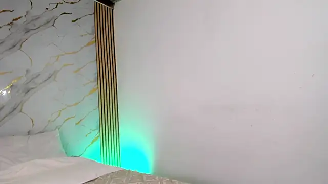 Snapshot of coralcarter1 chatting on 14, 11, 2025 coralcarter1 online show from 14, 11, 2025