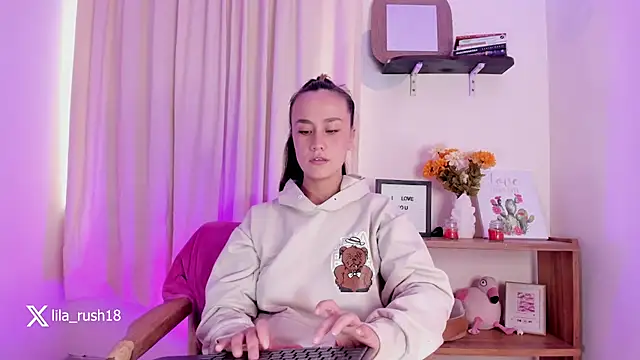 Snapshot of lila_rush chatting on 9, 9, 2025 lila rush online show from 9, 9, 2025