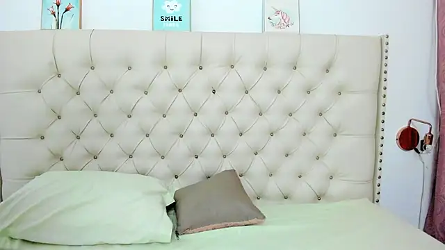 Snapshot of Kim_Eli chatting on 11, 1, 2025 Kim Eli online show from 11, 1, 2025