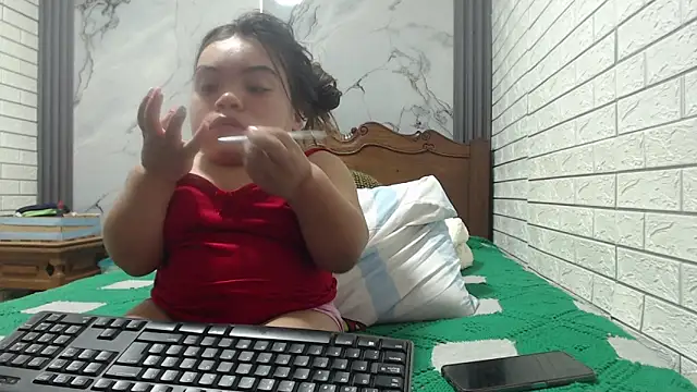 Michelle Brooks online show from 31, 1, 2025