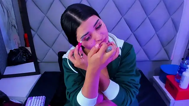 venusowen  online show from 11, 2, 2026