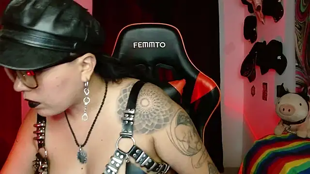 Snapshot of LilithSharon chatting on 28, 2, 2026 LilithSharon online show from 28, 2, 2026