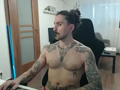 MateoHunk online show from 10, 6, 2026