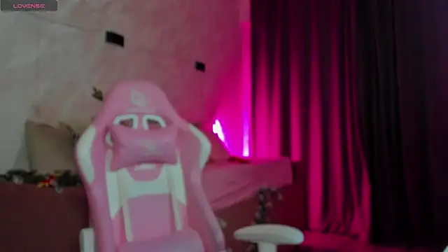 Kira yoon online show from 10, 1, 2026