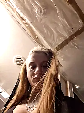 LitLilt online show from 16, 4, 2026