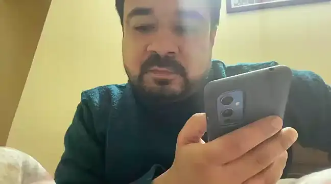 coolboy6566 online show from 18, 1, 2025