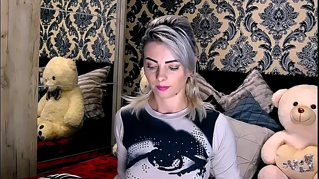 Aly girl1 online show from 10, 12, 2024