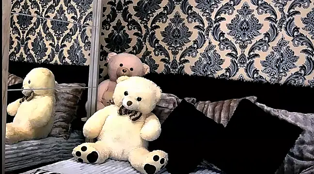 Aly girl1 online show from 10, 1, 2025