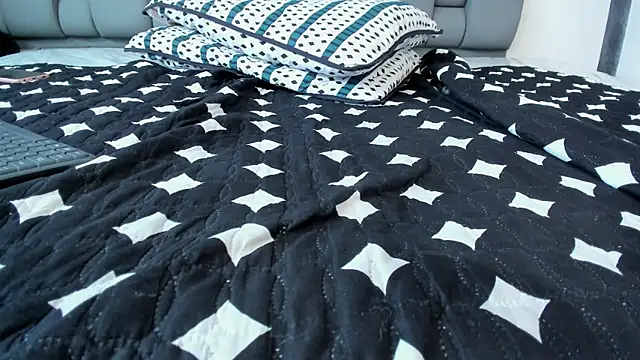 Jade squirtt online show from 30, 1, 2025