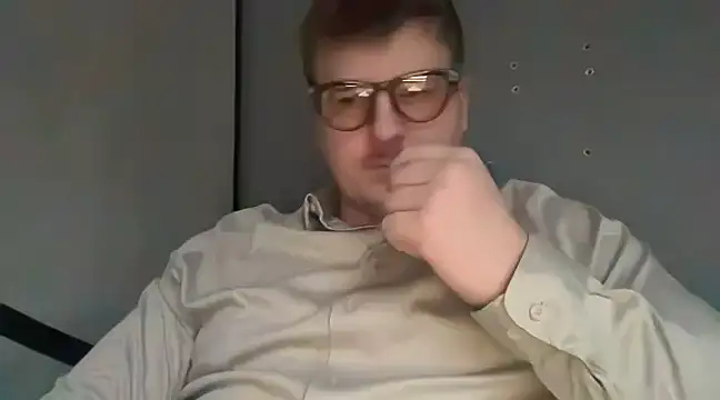 BigSammy1995 online show from 6, 12, 2024