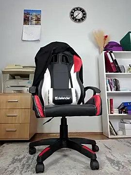 Snapshot of FoxRineHelen chatting on 13, 2, 2025 FoxRineHelen online show from 13, 2, 2025