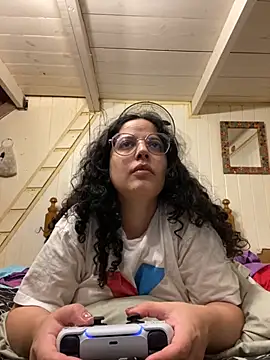 Snapshot of babyluna939 chatting on 10, 10, 2025 babyluna939 online show from 10, 10, 2025