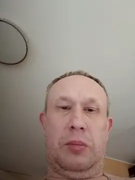 Snapshot of X46x chatting on 14, 9, 2025 X46x online show from 14, 9, 2025