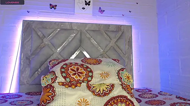 Snapshot of tami_vega chatting on 4, 6, 2026 tami vega online show from 4, 6, 2026