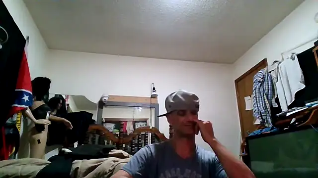 Snapshot of slinginbigD chatting on 19, 4, 2026 slinginbigD online show from 19, 4, 2026