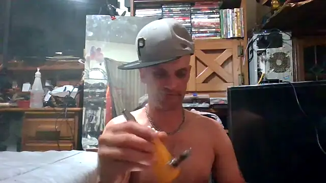 Snapshot of slinginbigD chatting on 29, 5, 2026 slinginbigD online show from 29, 5, 2026
