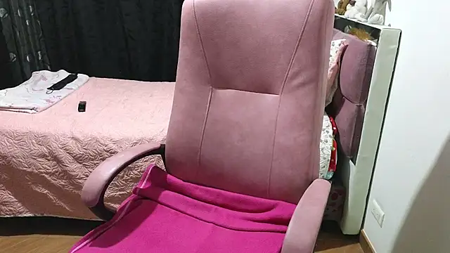 Snapshot of scarletteowens chatting on 10, 2, 2025 scarletteowens online show from 10, 2, 2025