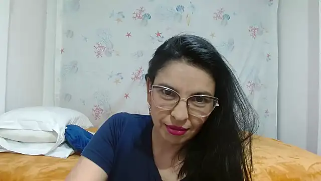 anybellucci43 online show from 8, 3, 2025