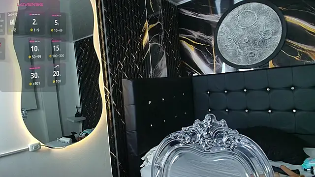 Bruja  Scarlata online show from 24, 9, 2025