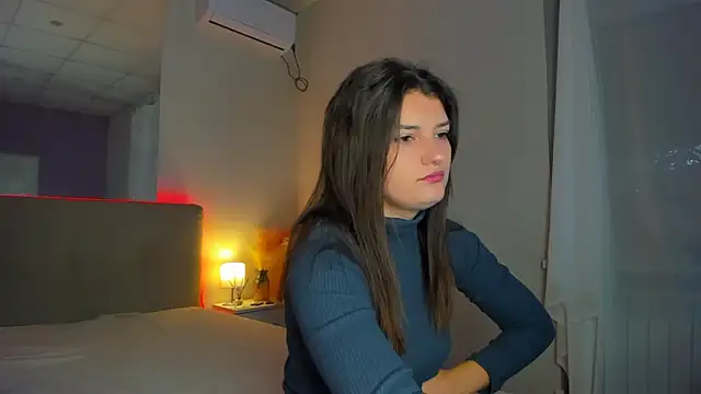 Laura Leee online show from 6, 10, 2025