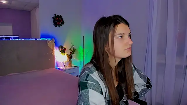 Snapshot of Laura_Leee chatting on 17, 1, 2026 Laura Leee online show from 17, 1, 2026