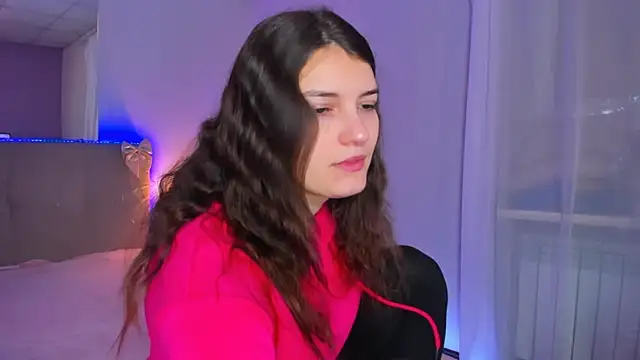 Snapshot of Laura_Leee chatting on 27, 2, 2026 Laura Leee online show from 27, 2, 2026