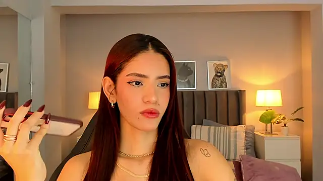 Madie  collins online show from 11, 1, 2025