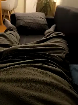 Snapshot of OdinWolf1990 chatting on 18, 11, 2025 OdinWolf1990 online show from 18, 11, 2025